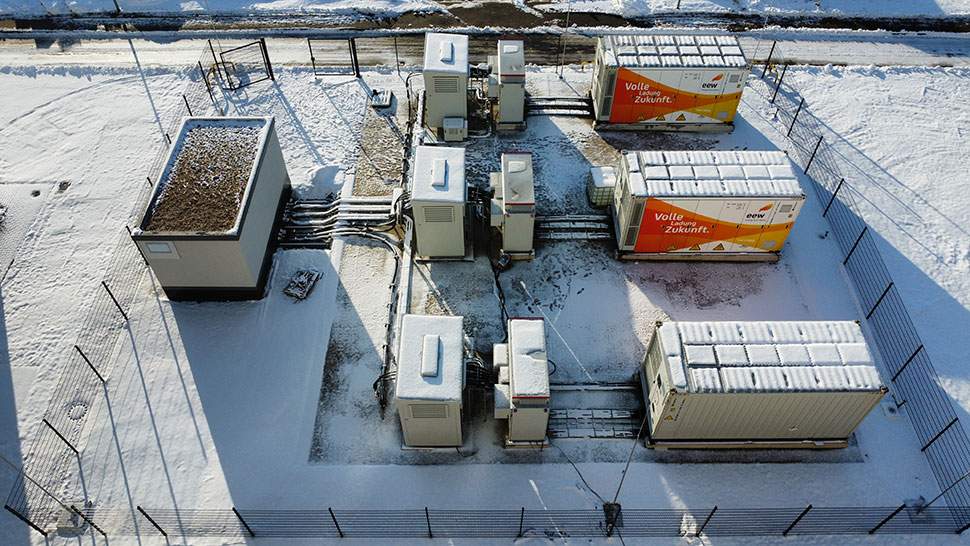 Drohnenbild vom Batteriespeicher-Projekt der TRICERA energy bei der EEW in Premnitz